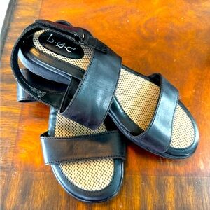 BOC Brand black leather sandals. Sz 8M